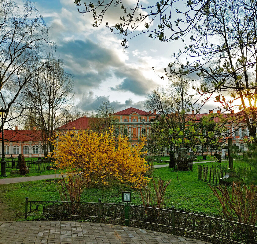 В Лавре холодным вечером - Ирина Румянцева