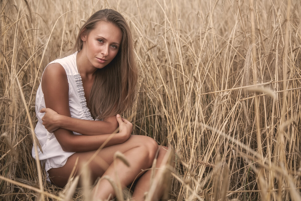 Портрет в поле - Дмитрий Булатов Портрет в поле - Дмитрий Булатов