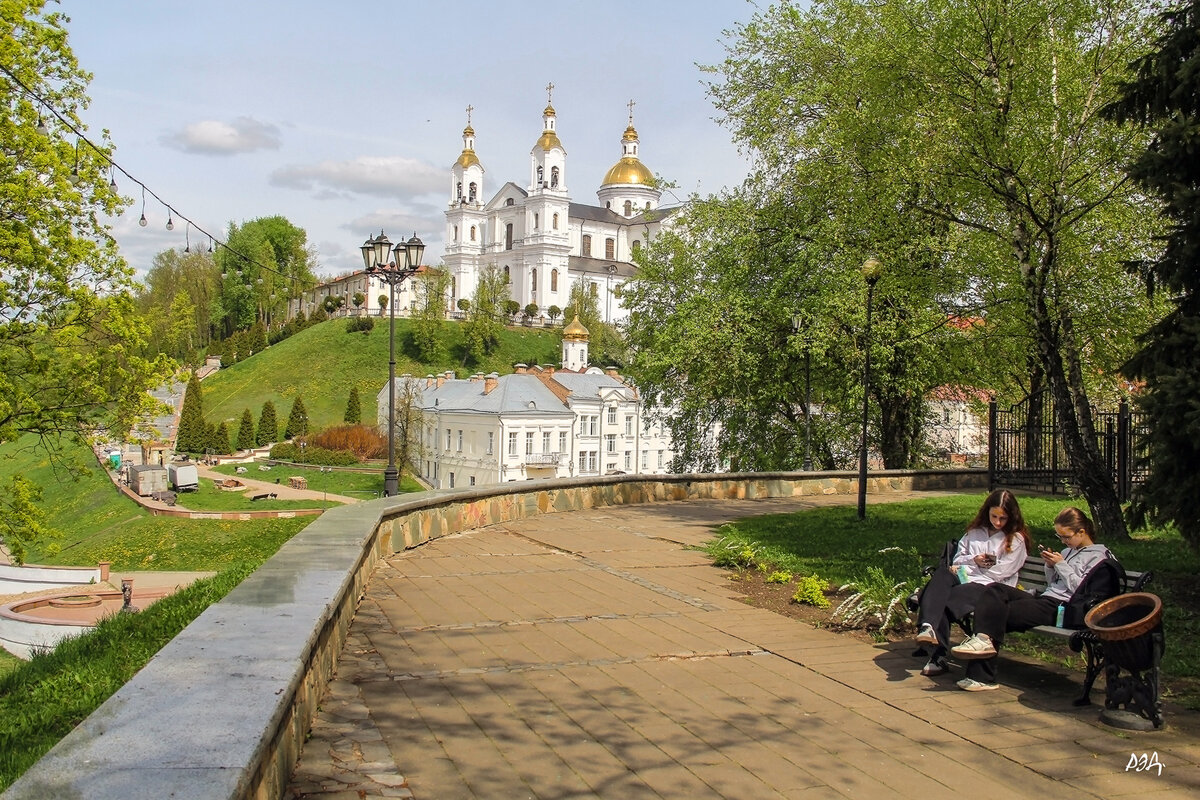 Витебск весенний. - Роланд Дубровский