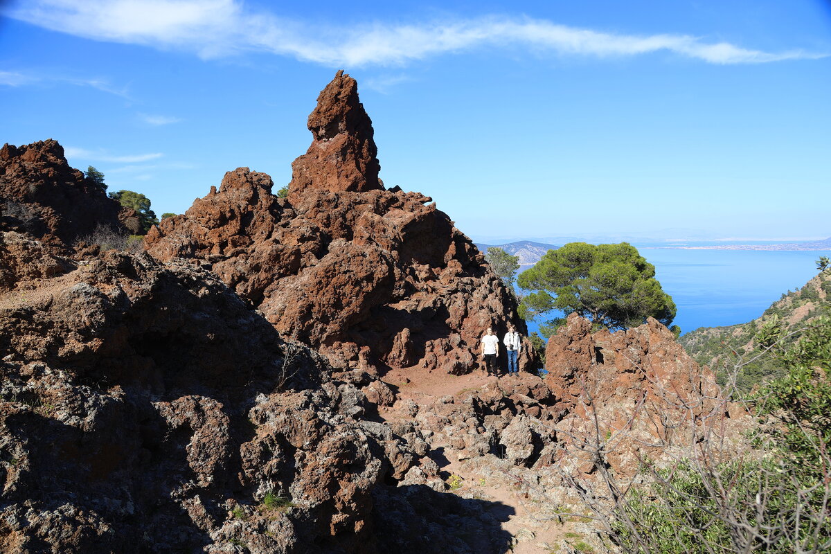 Полуостров Мéтана.Мы на застывшей лаве. - Оля Богданович Полуостров Мéтана.Мы на застывшей лаве. - Оля Богданович