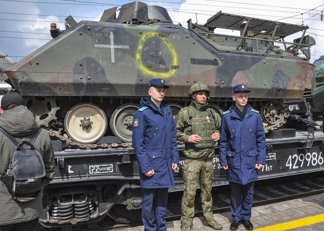 Американский "утюг" БТР М113 - Татьяна Машошина Американский "утюг" БТР М113 - Татьяна Машошина