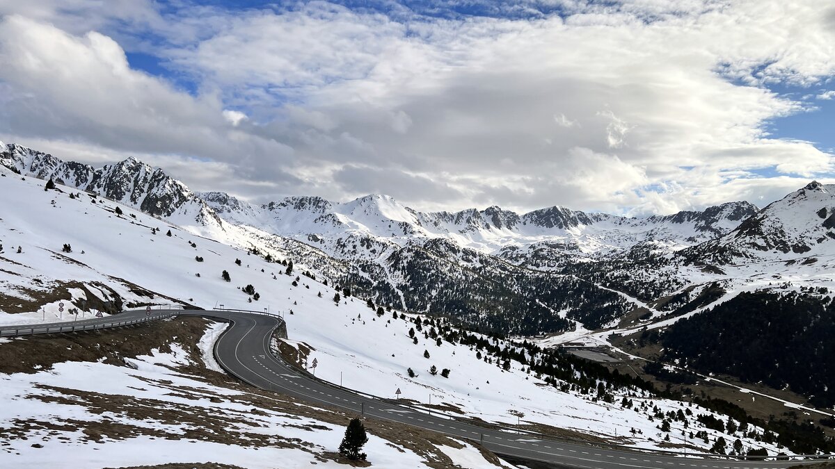 #andorra #busreisen #europa # - "The Natural World" Александер
