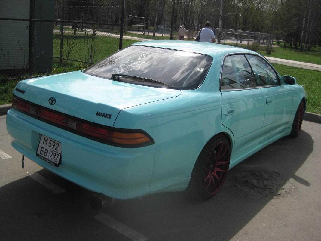 Голубая "Тойота" - Дмитрий Никитин