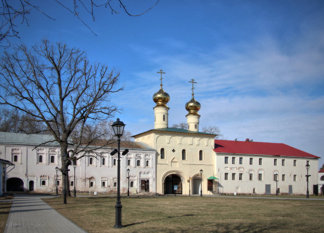 Тихвинский Богородичный Успенский монастырь - Andrey Lomakin