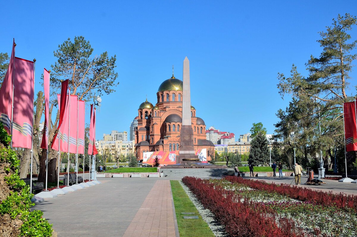 Площадь Павших борцов после реконструкции - Александр Стариков Площадь Павших борцов после реконструкции - Александр Стариков