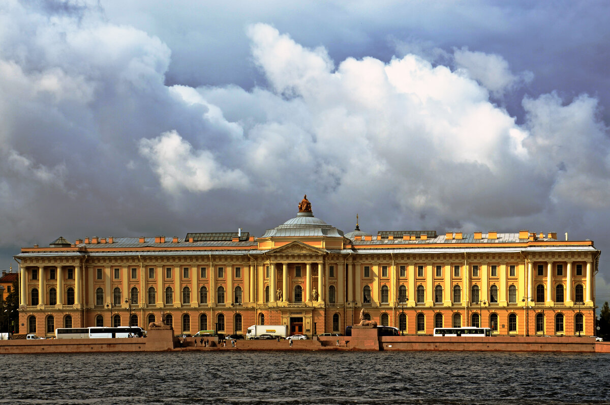 Тучи над Питером - Сергей М Тучи над Питером - Сергей М