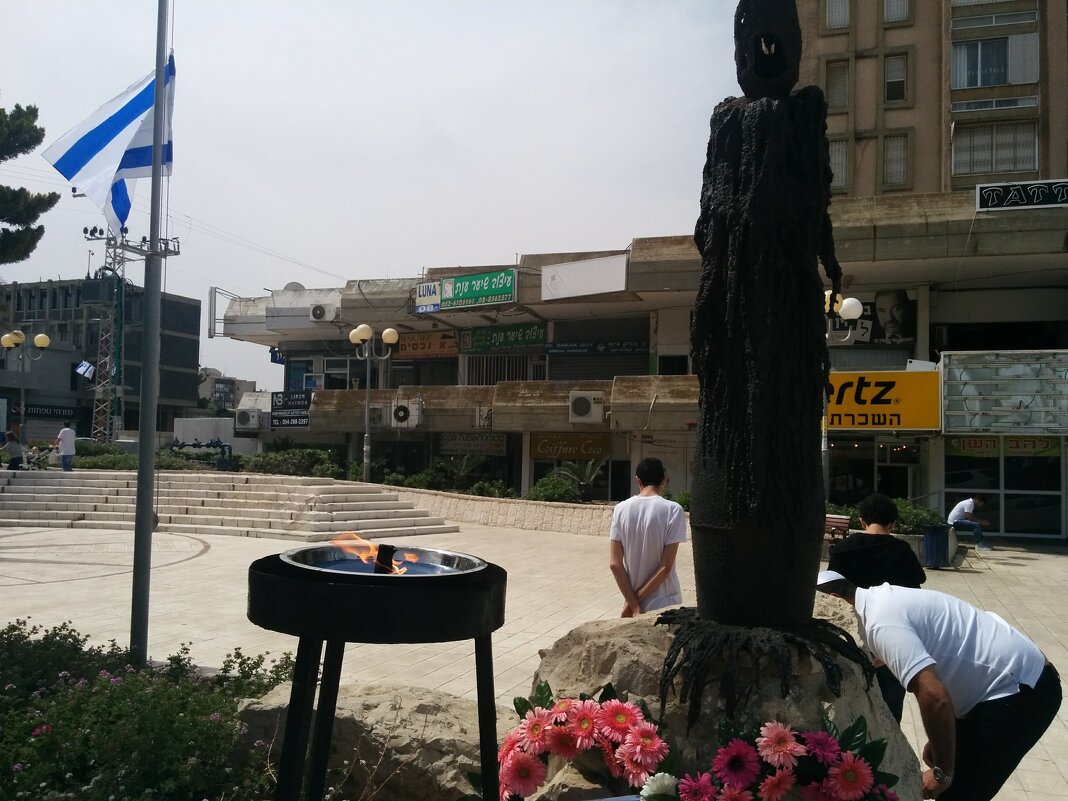 День независимости. - Светлана Хращевская День независимости. - Светлана Хращевская