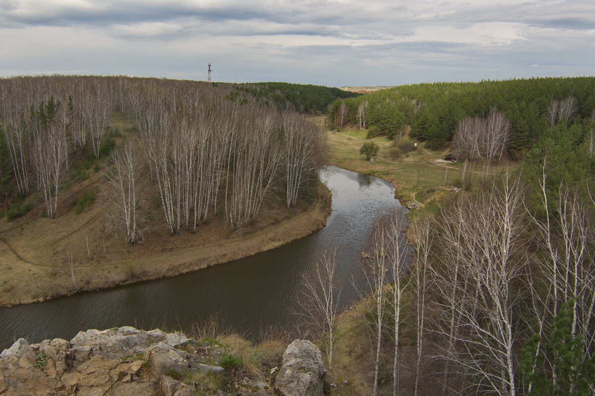 Вид на Майскую поляну 1 мая 2025 года. - Михаил Полыгалов