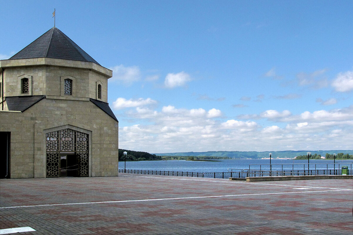 Туристический причал Болгары - Александр Ильчевский Туристический причал Болгары - Александр Ильчевский