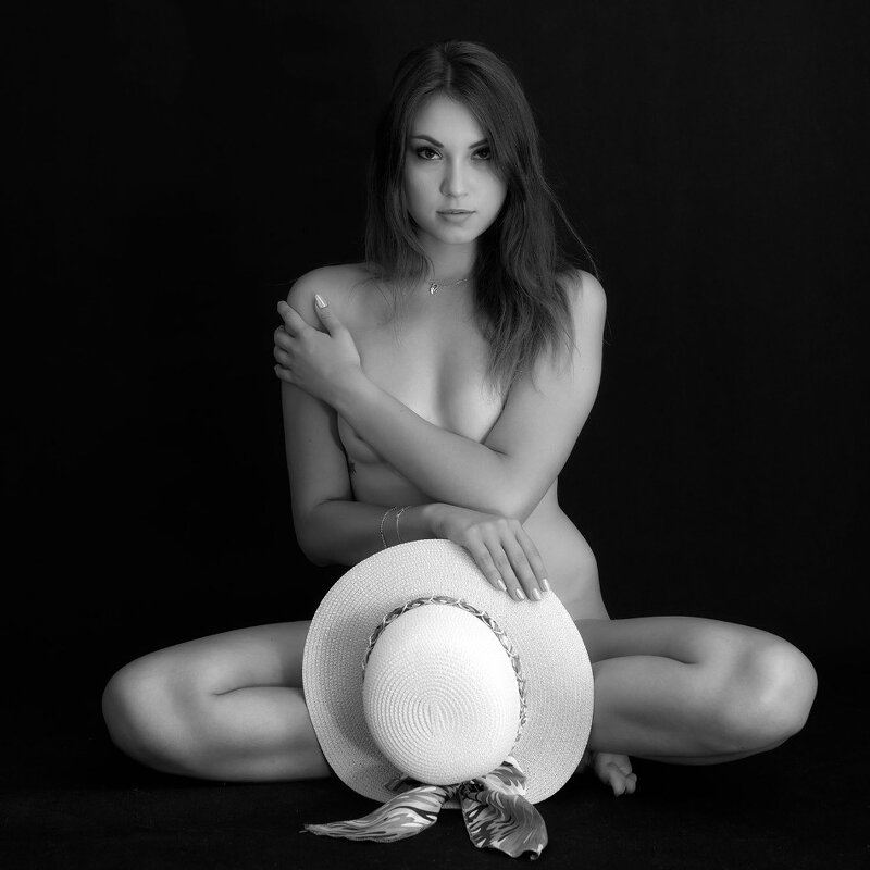 Ирина и ее шляпка - Alexander Bonen