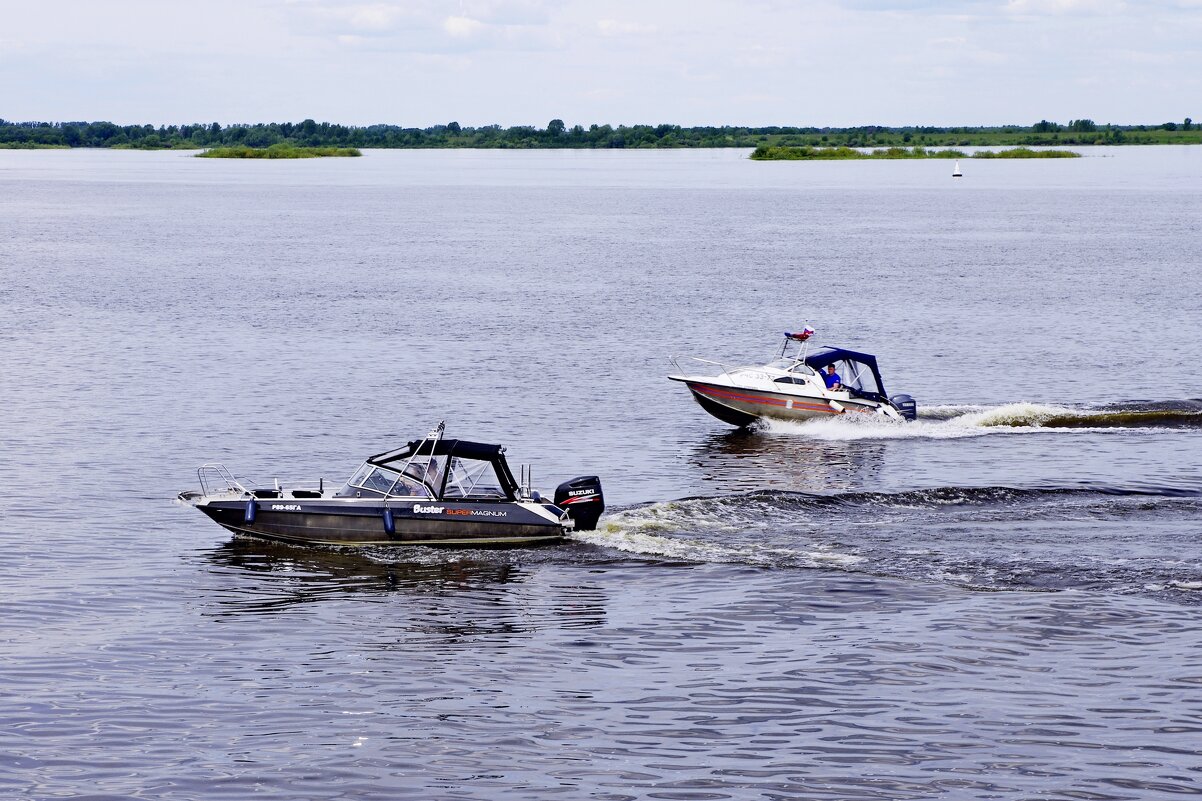 За нарушителем - Сергей Швечков За нарушителем - Сергей Швечков
