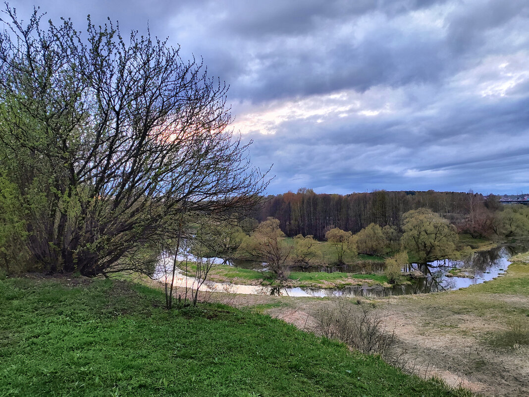 Апрельский закат - Денис Бочкарёв Апрельский закат - Денис Бочкарёв