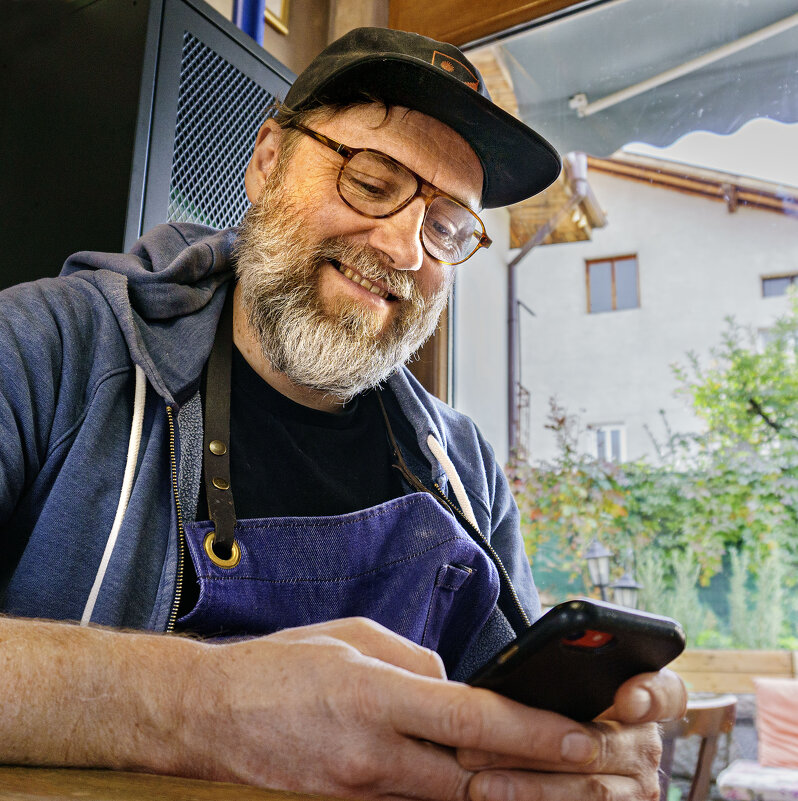 Приятные новости - Эмиль Приятные новости - Эмиль