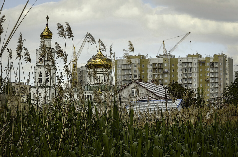 Сначала храм, потом жильё для прихожан - Петр Фролов Сначала храм, потом жильё для прихожан - Петр Фролов