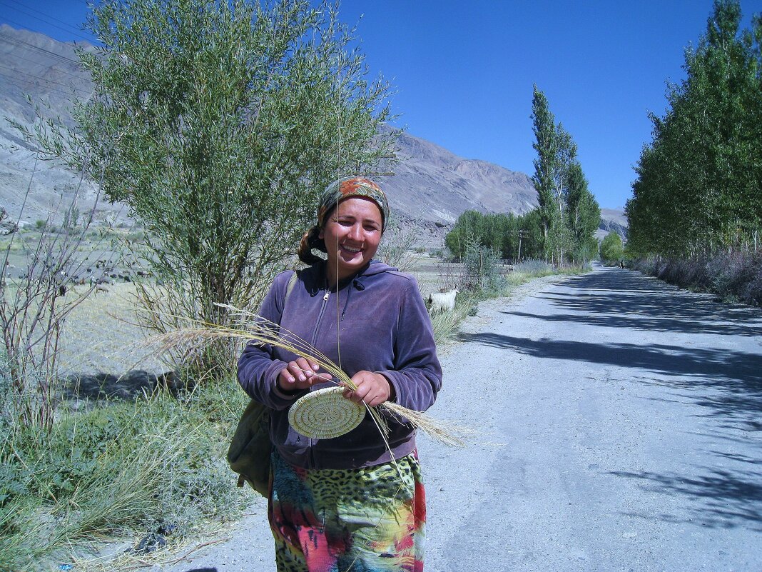 Девушка с плетеньем. - unix (Илья Утропов) Девушка с плетеньем. - unix (Илья Утропов)