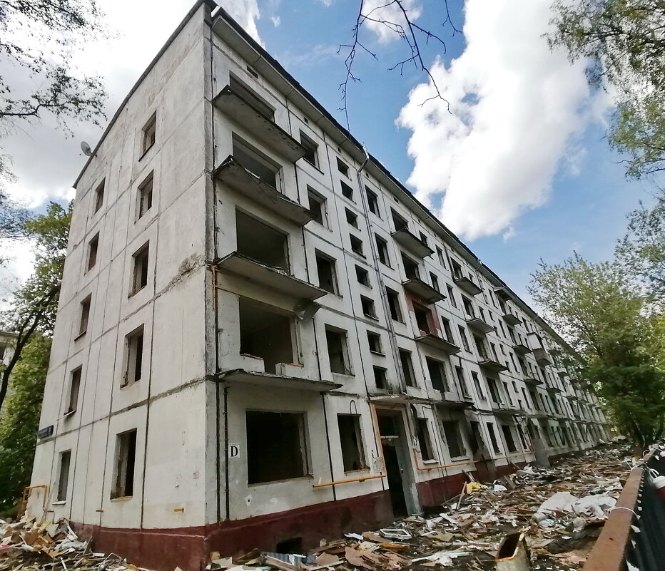 ЗАКРОЙ ЗА МНОЙ ДВЕРЬ, Я УХОЖУ - Юрий Вовк ЗАКРОЙ ЗА МНОЙ ДВЕРЬ, Я УХОЖУ - Юрий Вовк