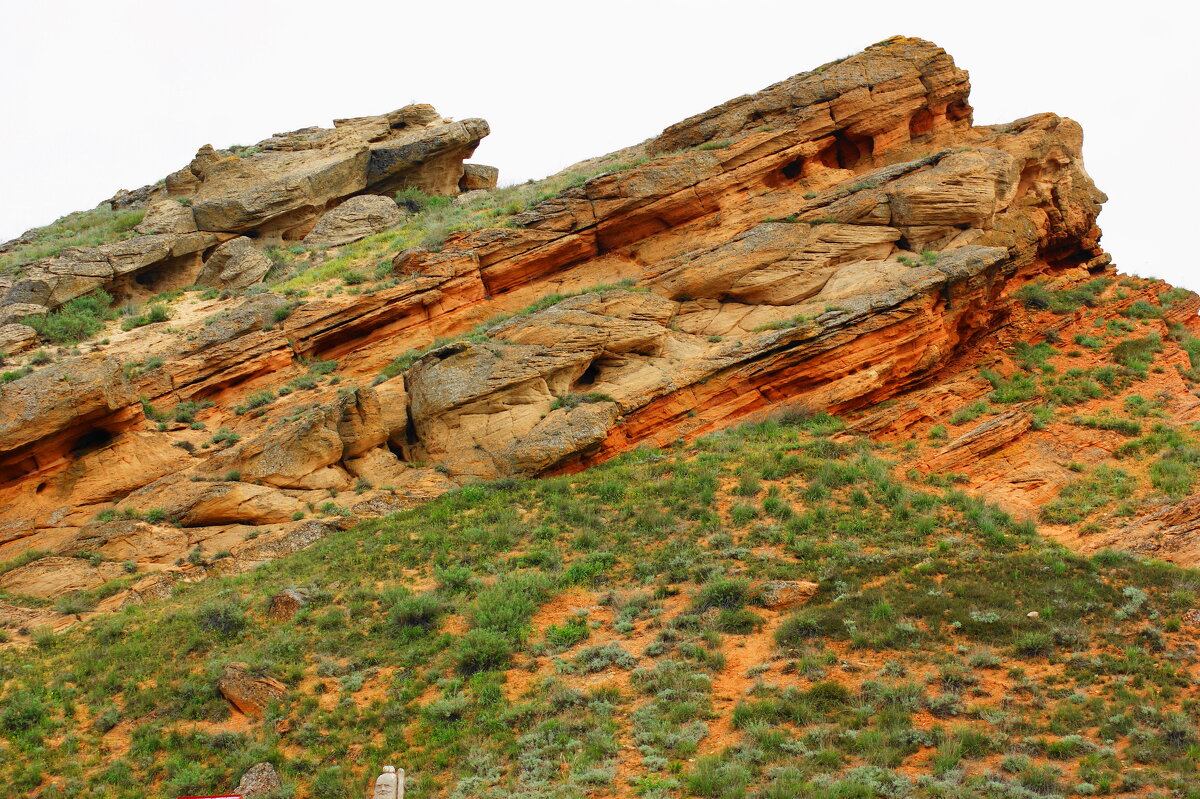 На склонах горы. - Александр Владимирович Никитенко