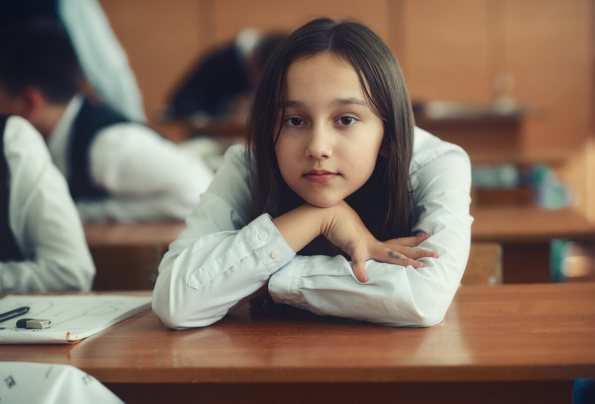 На перемене - Лилия .