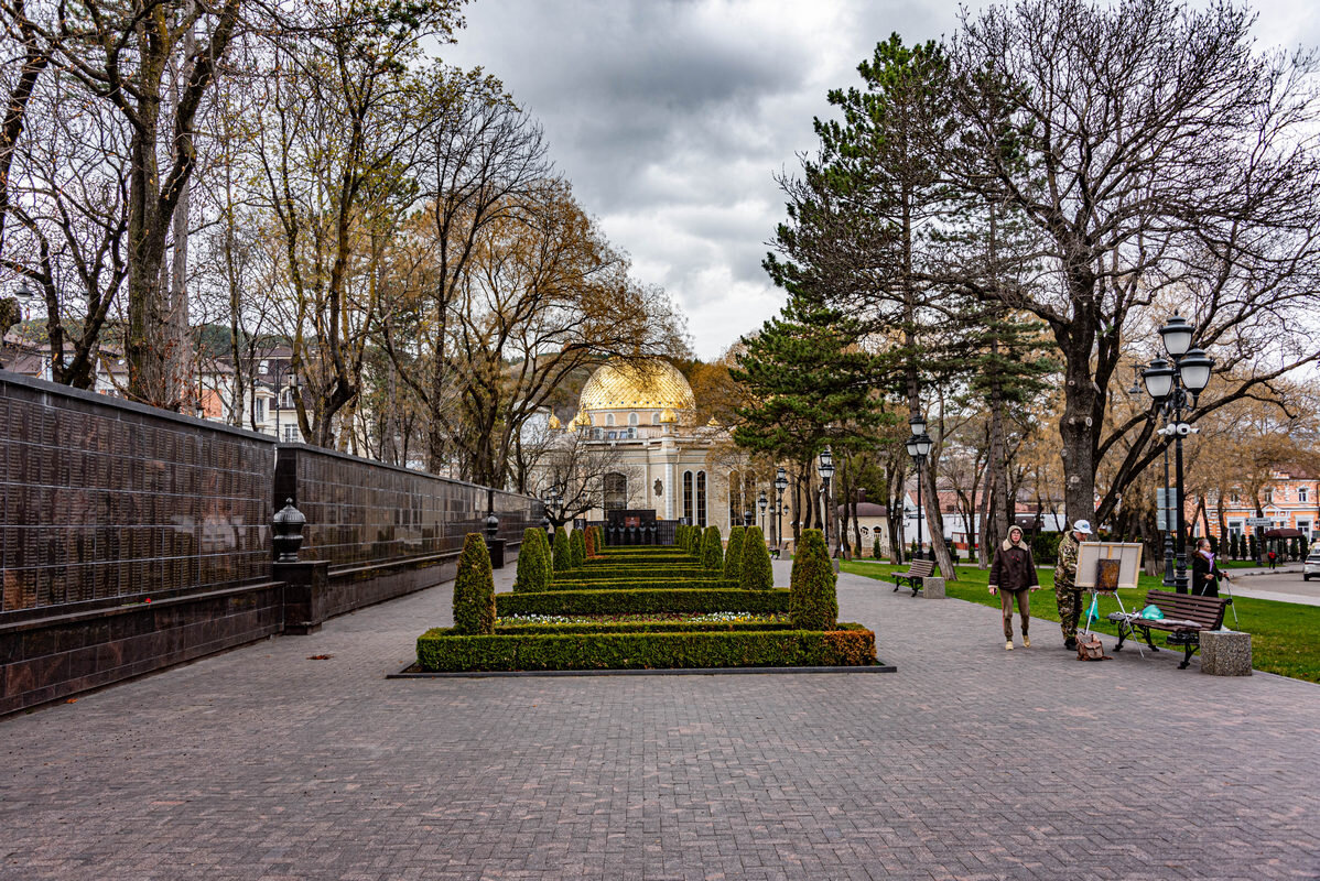 *** - Дмитрий Лупандин