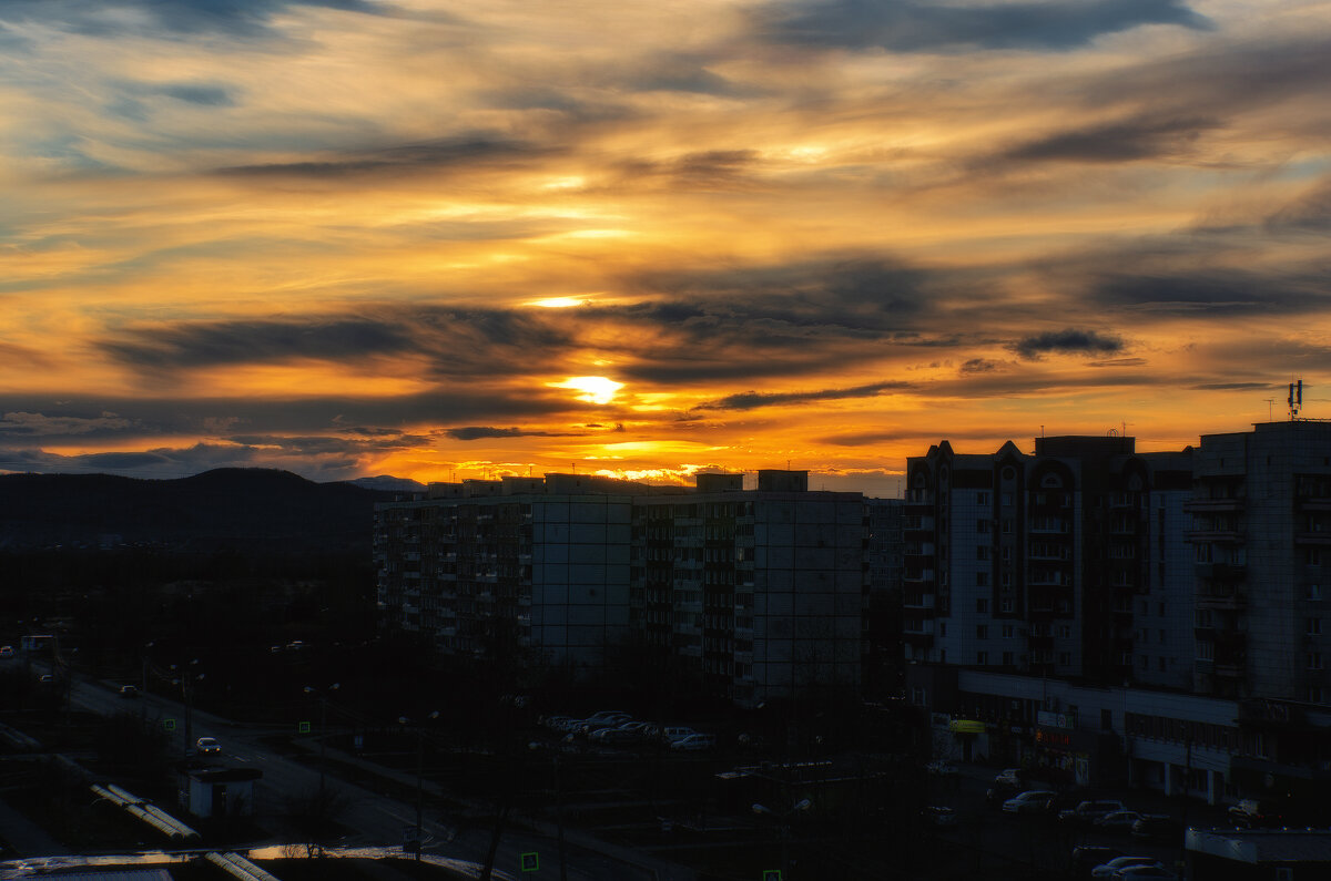 Закатные сумерки. - Виктор Иванович Чернюк Закатные сумерки. - Виктор Иванович Чернюк