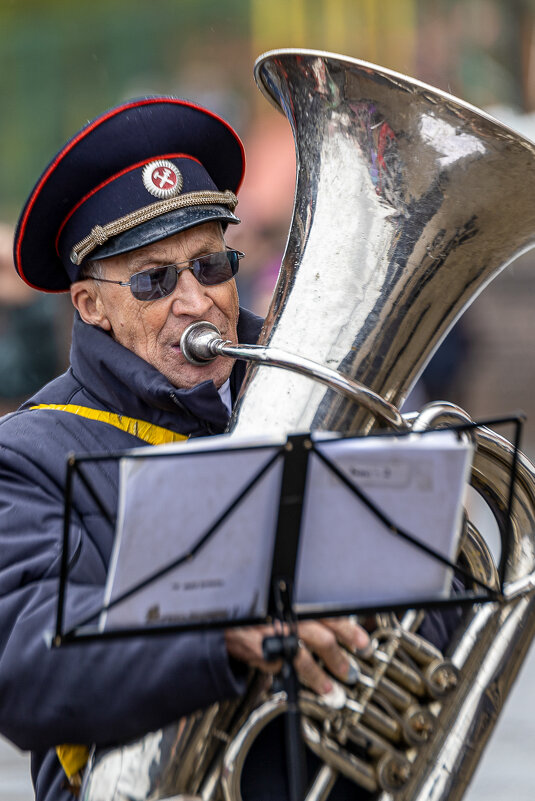 *** - Юрий Глушков