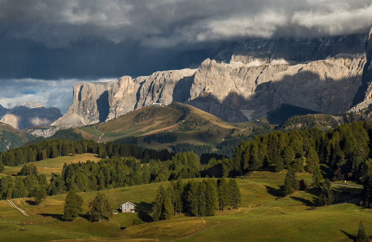 Тучи над горами - Алекс Римский Тучи над горами - Алекс Римский