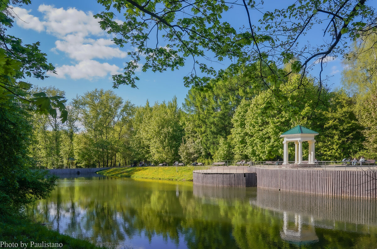 В весеннем парке... - Владимир Жданов В весеннем парке... - Владимир Жданов