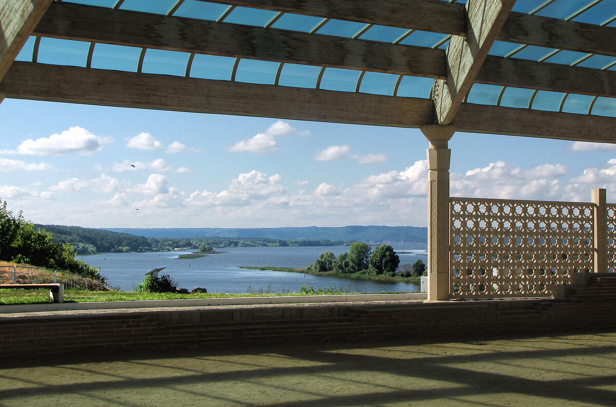 Вид из Ханского дворца на Волгу - Александр Ильчевский 