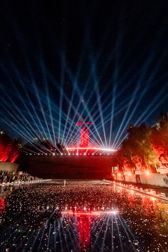 СВЕТ ВЕЛИКОЙ ПОБЕДЫ. Мамаев Курган. Волгоград. 2025 - Александр Горбань СВЕТ ВЕЛИКОЙ ПОБЕДЫ. Мамаев Курган. Волгоград. 2025 - Александр Горбань