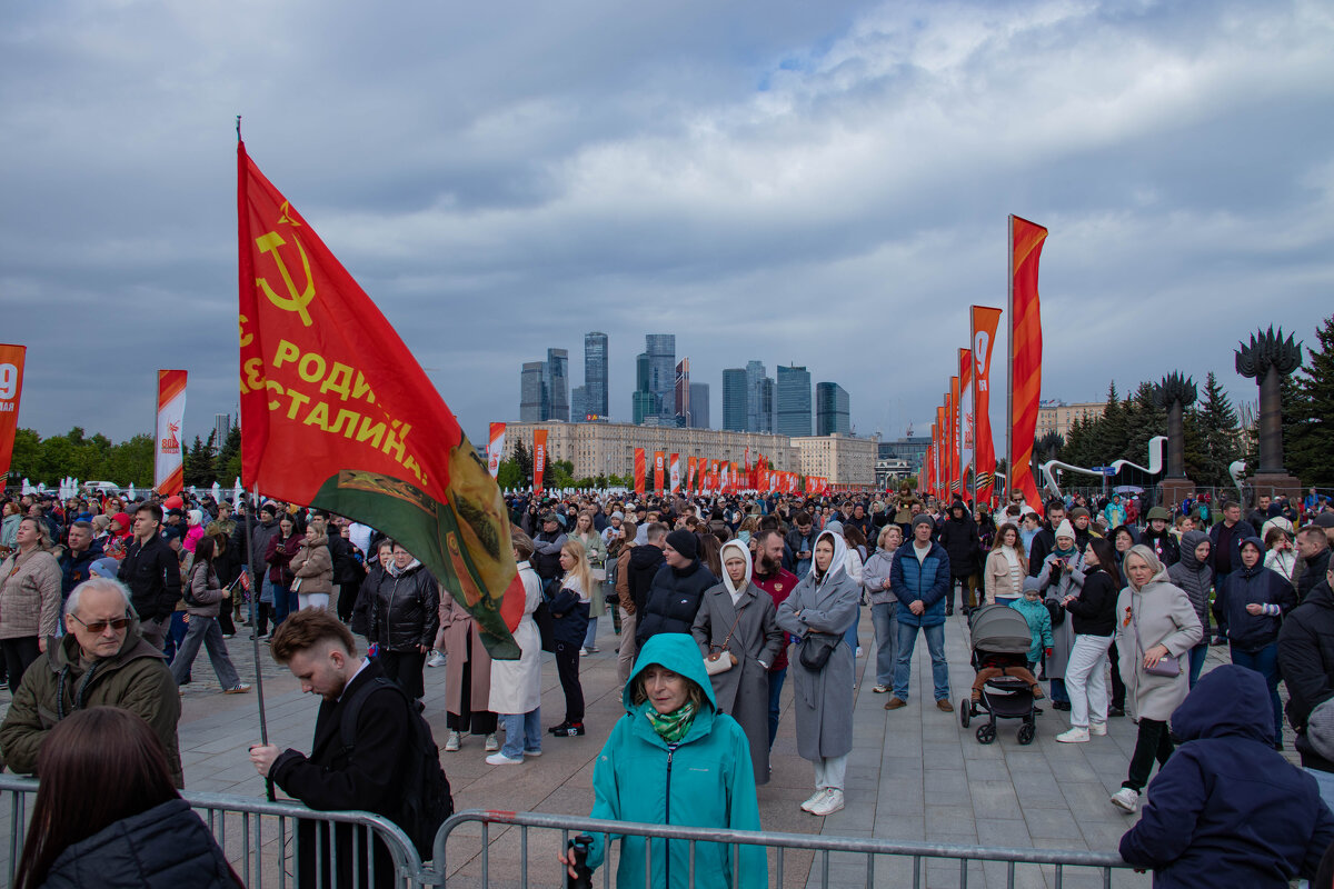 На Поклонной горе. - Andrew На Поклонной горе. - Andrew