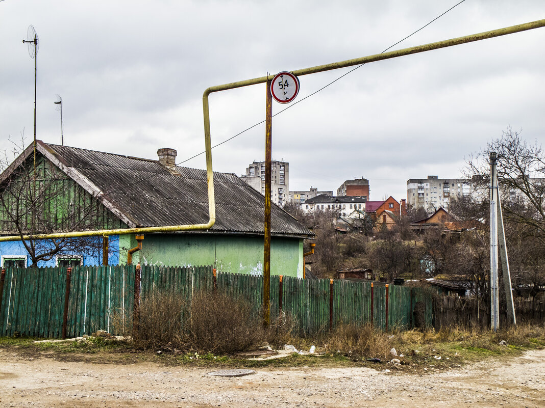 Элитный район & жизнерадостная атмосфера - Коля Лукашов Элитный район & жизнерадостная атмосфера - Коля Лукашов