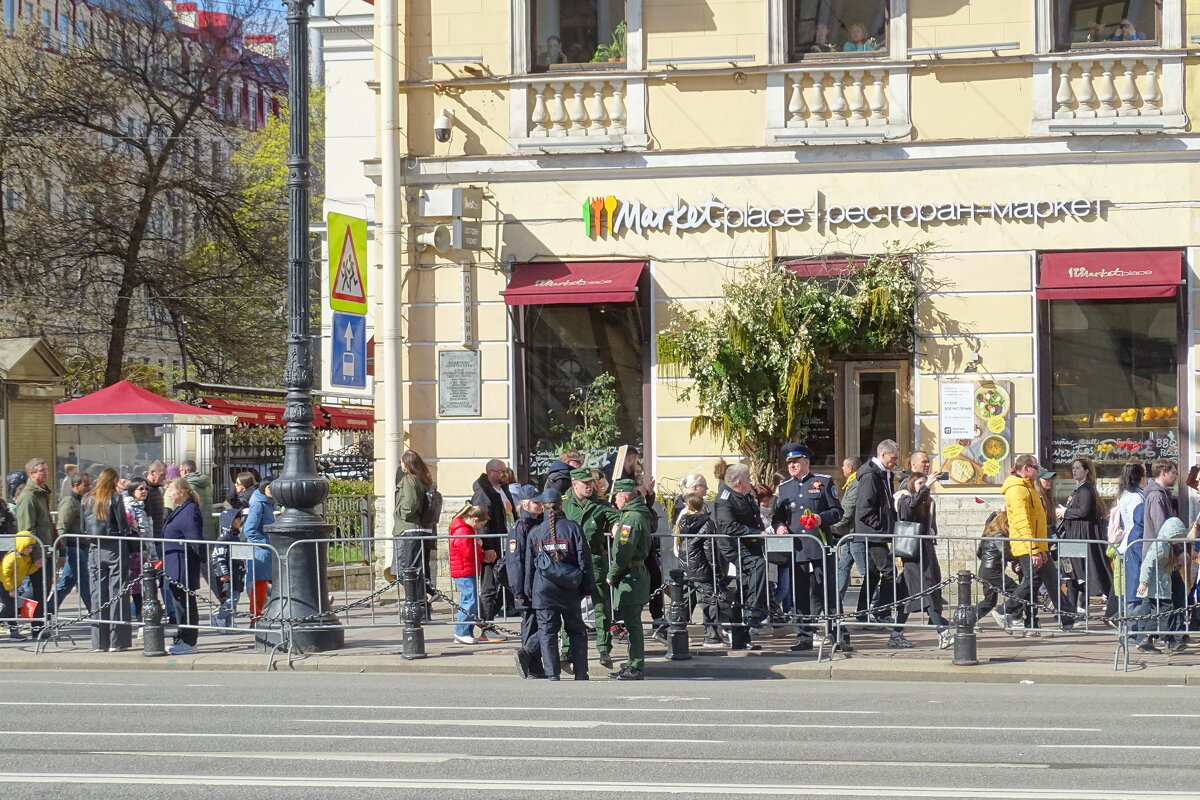 На Невском проспекте - Anna-Sabina Anna-Sabina На Невском проспекте - Anna-Sabina Anna-Sabina