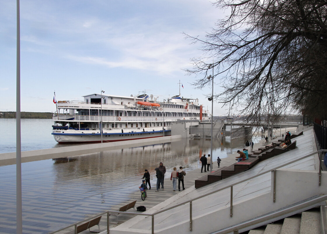 Стартовала навигация - Евгений Шафер Стартовала навигация - Евгений Шафер