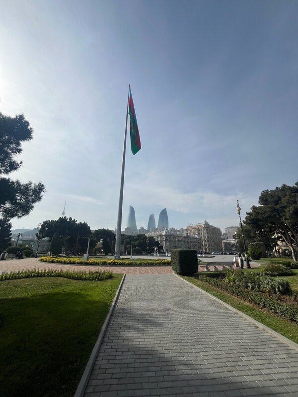 Приморский бульвар в Баку (Азербайджан) - Малик Рамазанов