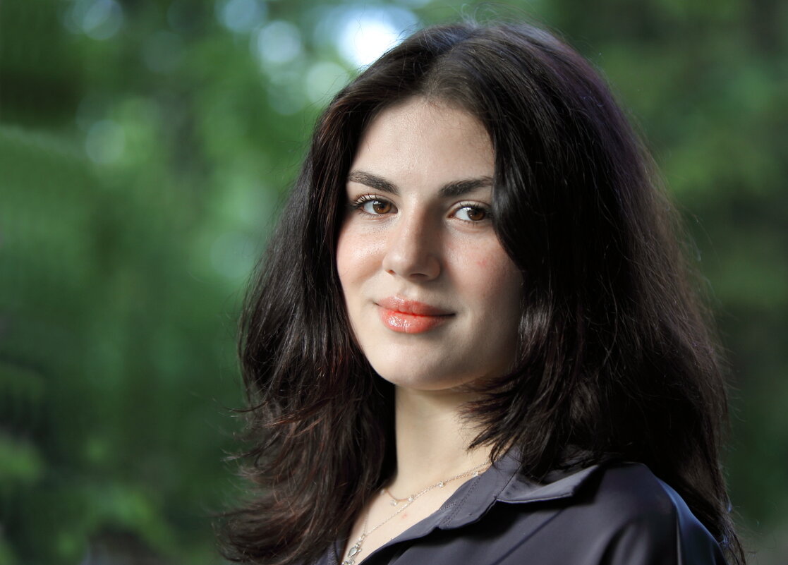 Принимайте осетинскую Джоконду... - Олег Стасенко Принимайте осетинскую Джоконду... - Олег Стасенко