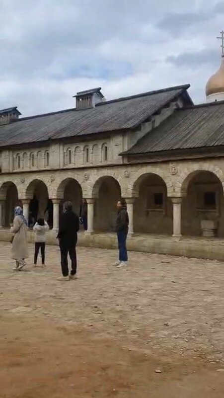 На территории киностудии "Мосфильм" - Ирэн 