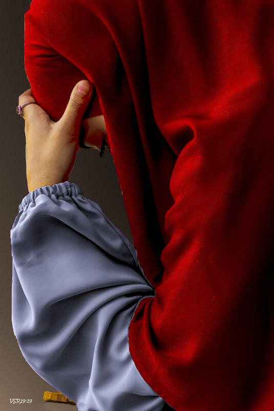 فتاة باللون الأحمر - Shmual & Vika Retro فتاة باللون الأحمر - Shmual & Vika Retro