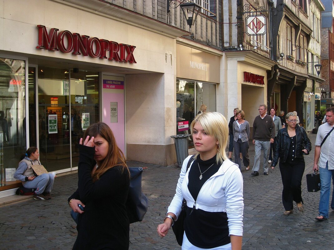 Девушки французские. - unix (Илья Утропов) Девушки французские. - unix (Илья Утропов)