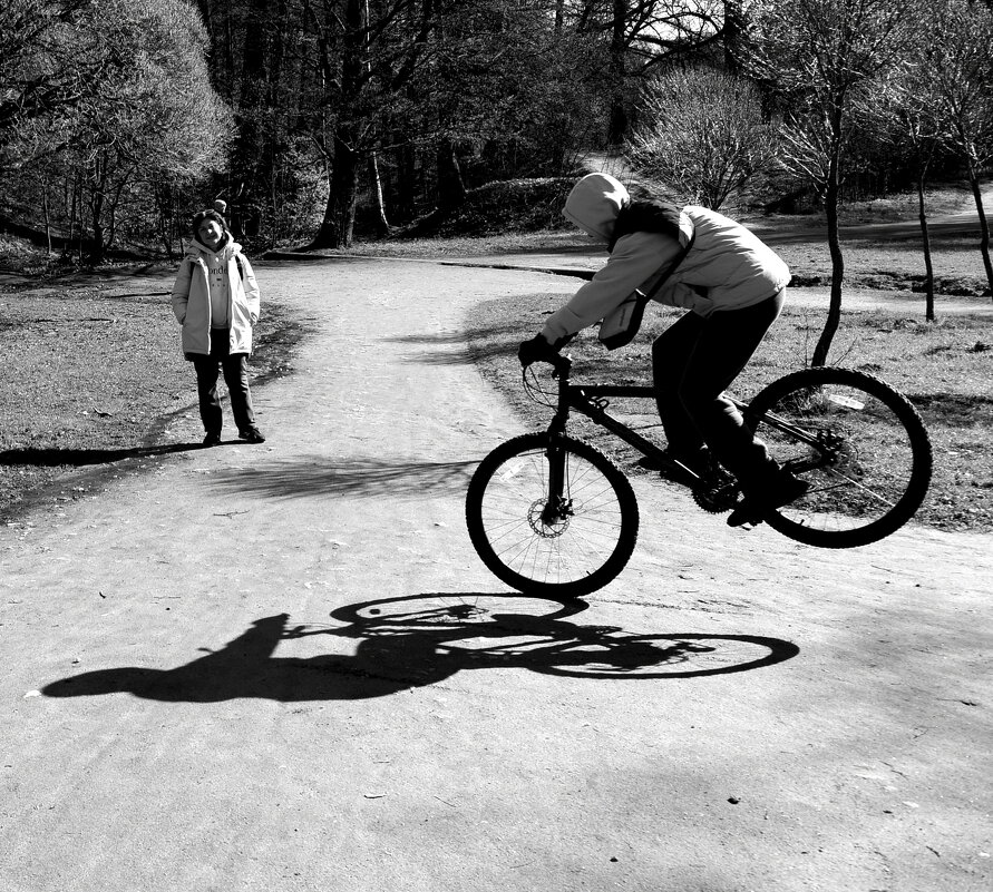 . - Алексей Неустроев