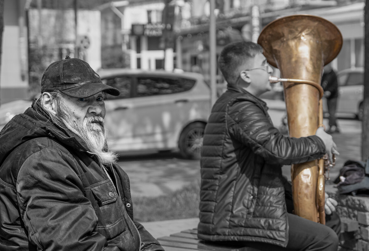 Стрит-фотография - Soaring Man Владимир Стрит-фотография - Soaring Man Владимир