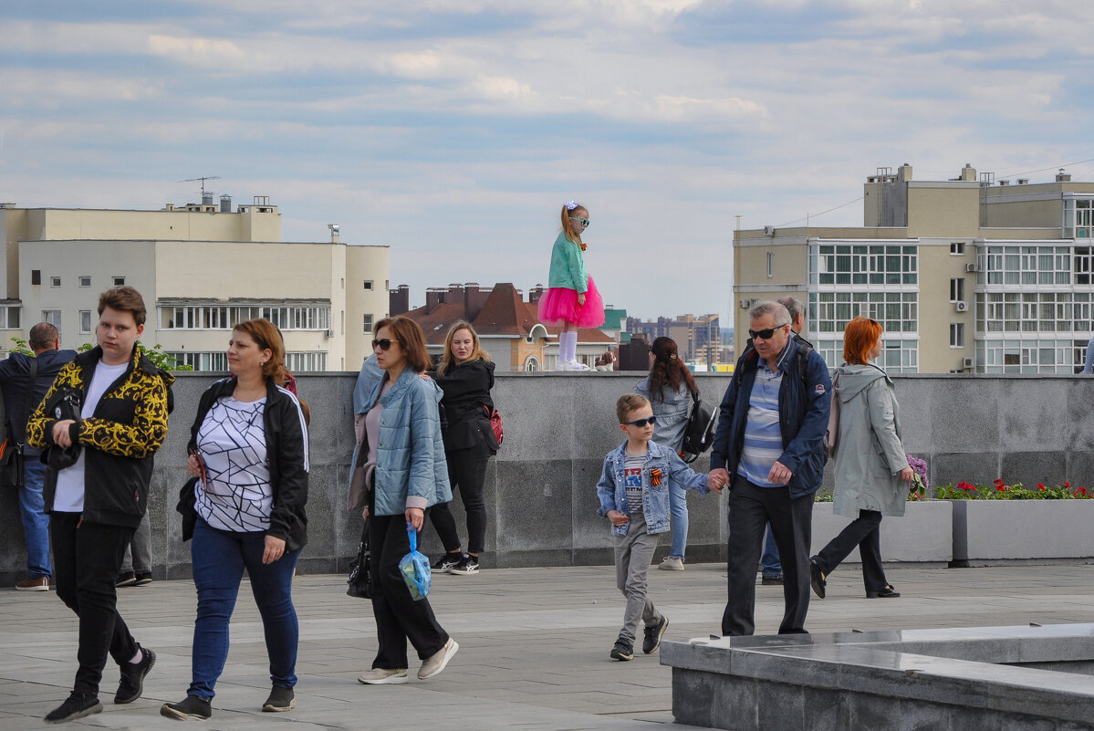 Дюймовочка над городом - Татьяна Машошина Дюймовочка над городом - Татьяна Машошина