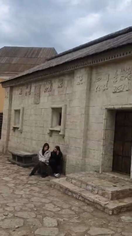 На территории "Мосфильма" - Ирэн На территории "Мосфильма" - Ирэн