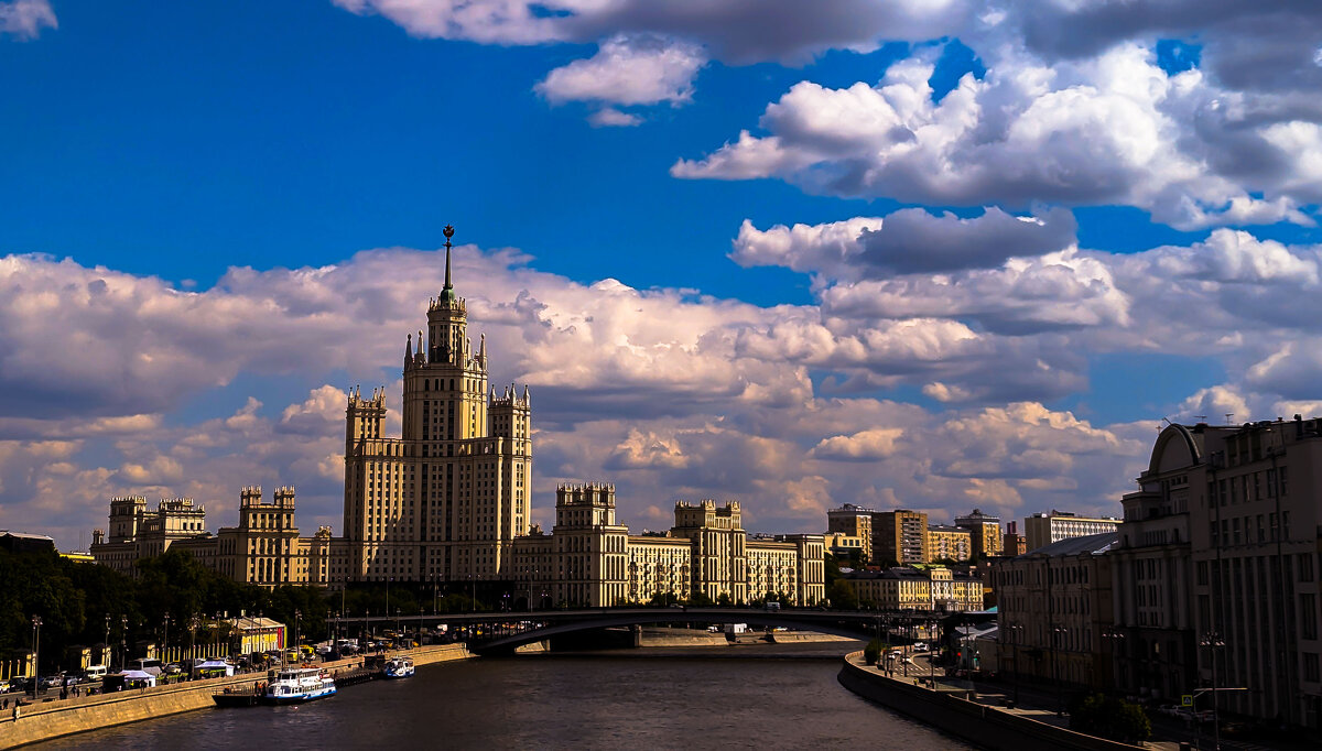 Вид на Котельническую набережную - Наталья Крюкова