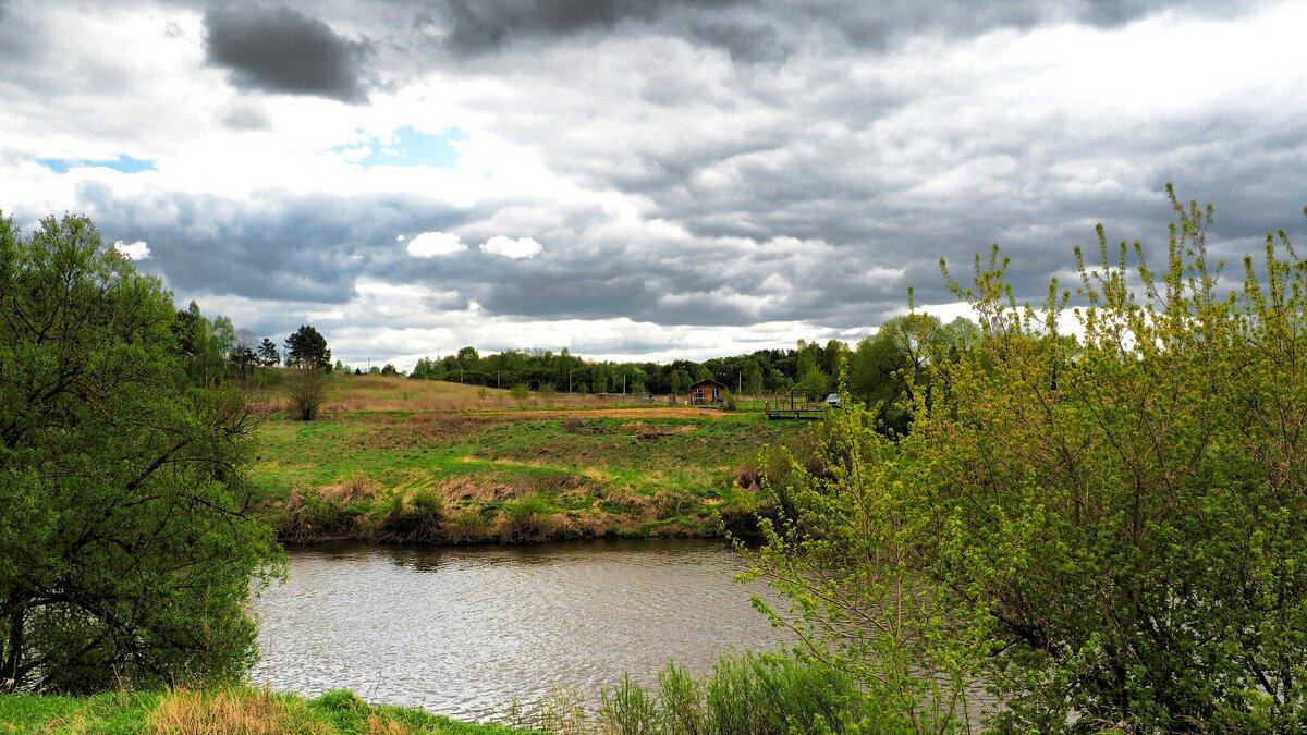Днепр в непогоду. - Милешкин Владимир Алексеевич Днепр в непогоду. - Милешкин Владимир Алексеевич
