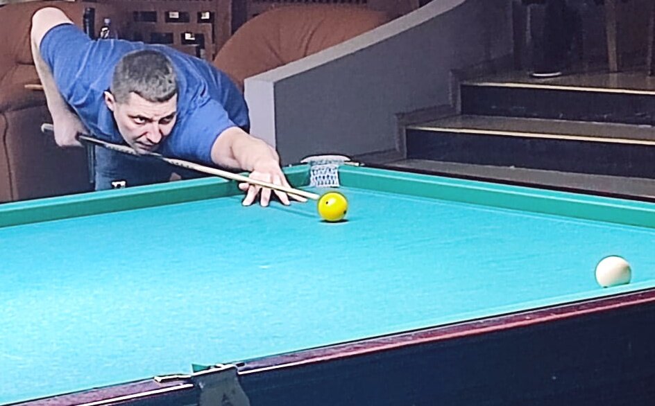 Игра бильярд - Георгиевич 