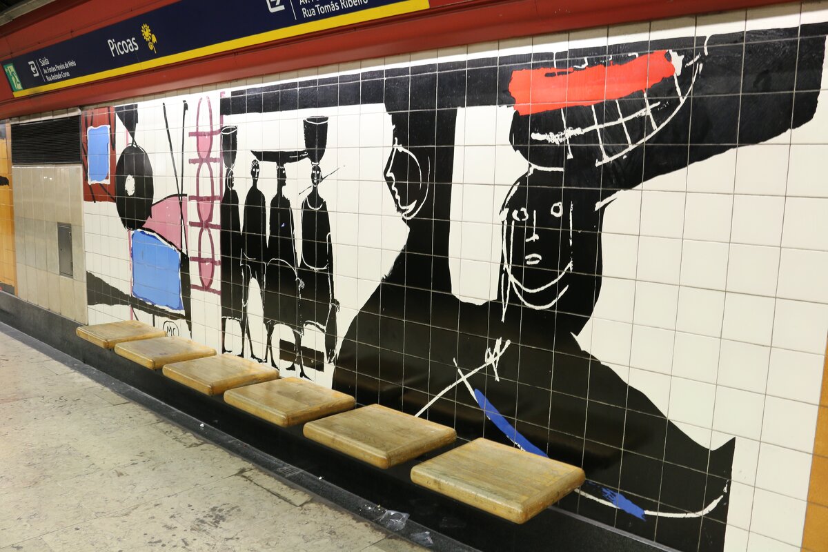 В метро Лиссабона - Ольга В метро Лиссабона - Ольга