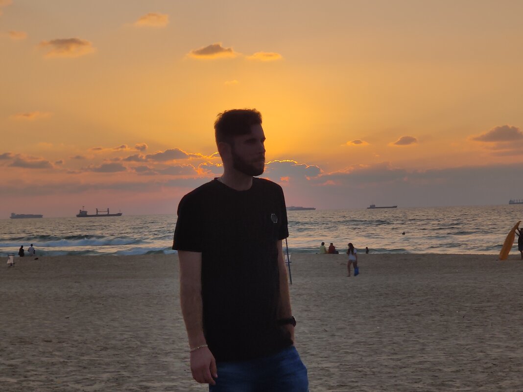 Чтобы солнце заслонить...... - Светлана Хращевская