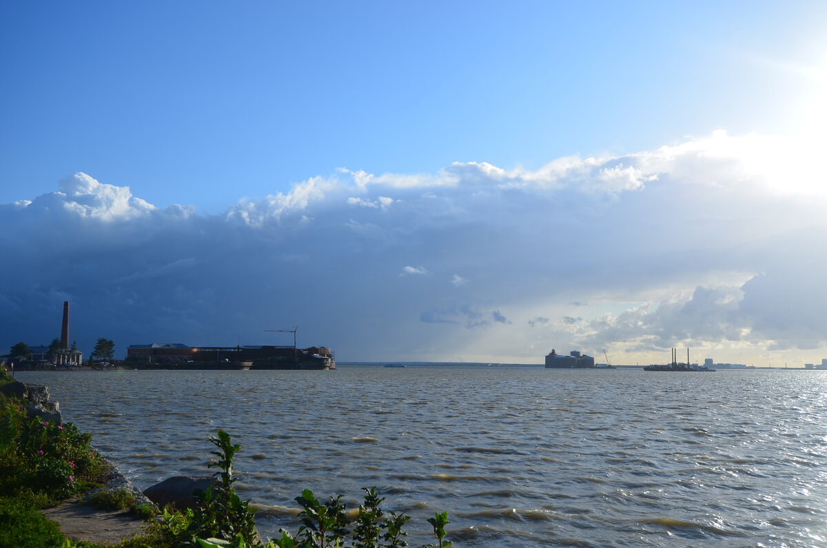 на берегу залива - Галина R...