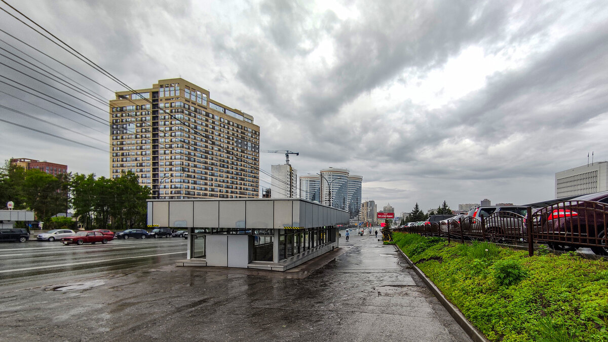 Метро Октябрьская - Dmitry i Mary S