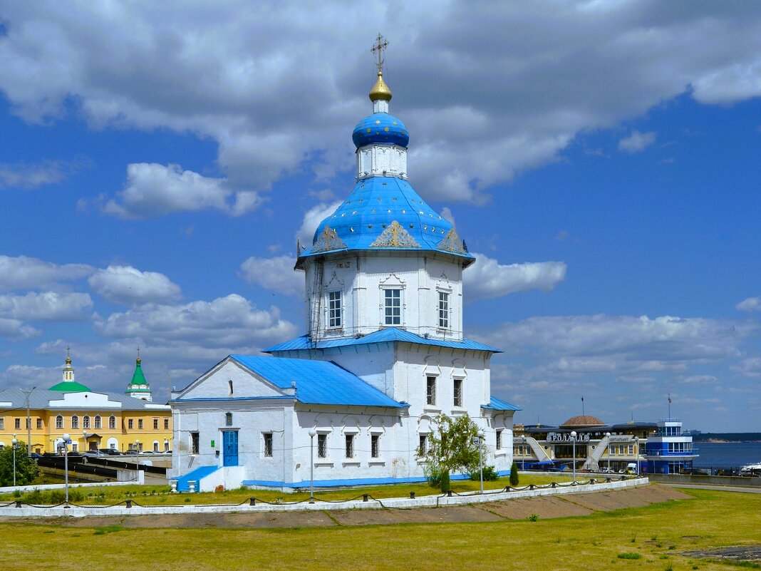 Чебоксары. Церковь Успения Божией Матери. - Пётр Чернега Чебоксары. Церковь Успения Божией Матери. - Пётр Чернега